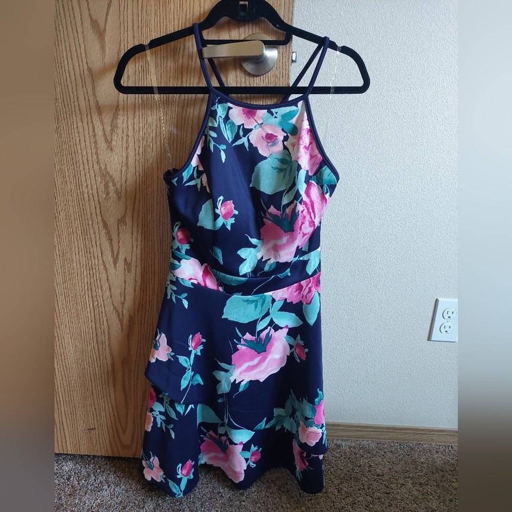 Size 11 floral pink and navy dress